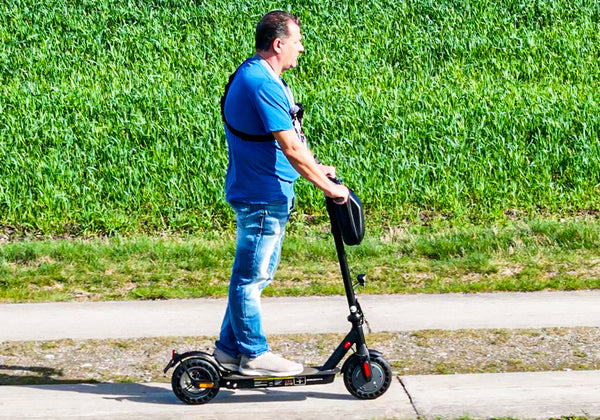 E Scooter Ladezei: Ladezeit & Praktische Tipps