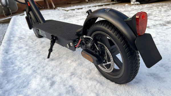 E Scooter Reifen Wechseln: Anleitung & Kosten im Überblick