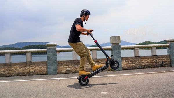 E Scooter Geschwindigkeit Erhöhen: Die besten Tipps für mehr Tempo