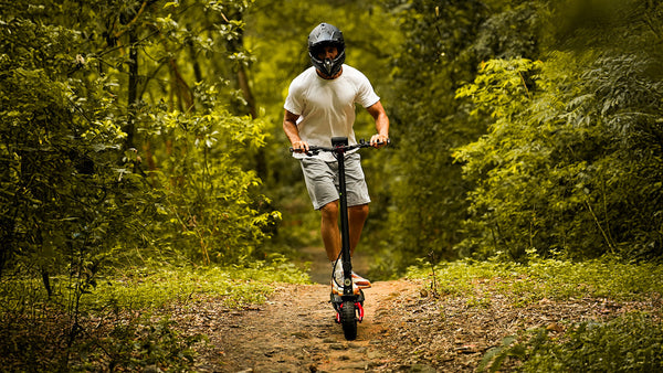 E-Scooter Bergauf Test: Die besten Scooter für steile Anstiege