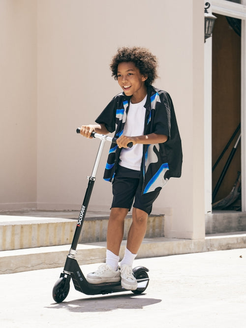 Kinder E-Scooter